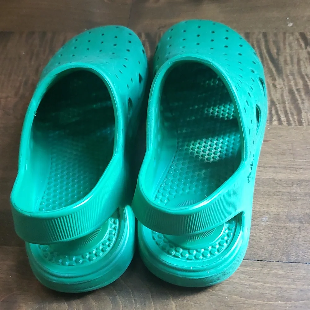 Green Kids 13 / 1 totes clog waterproof shoes *